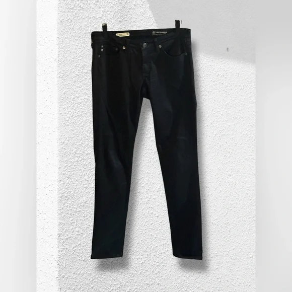 camel cigarettes old logo I Know this is old.its when camel frist came out in a big box it was a  carton of cigarettes 🐪